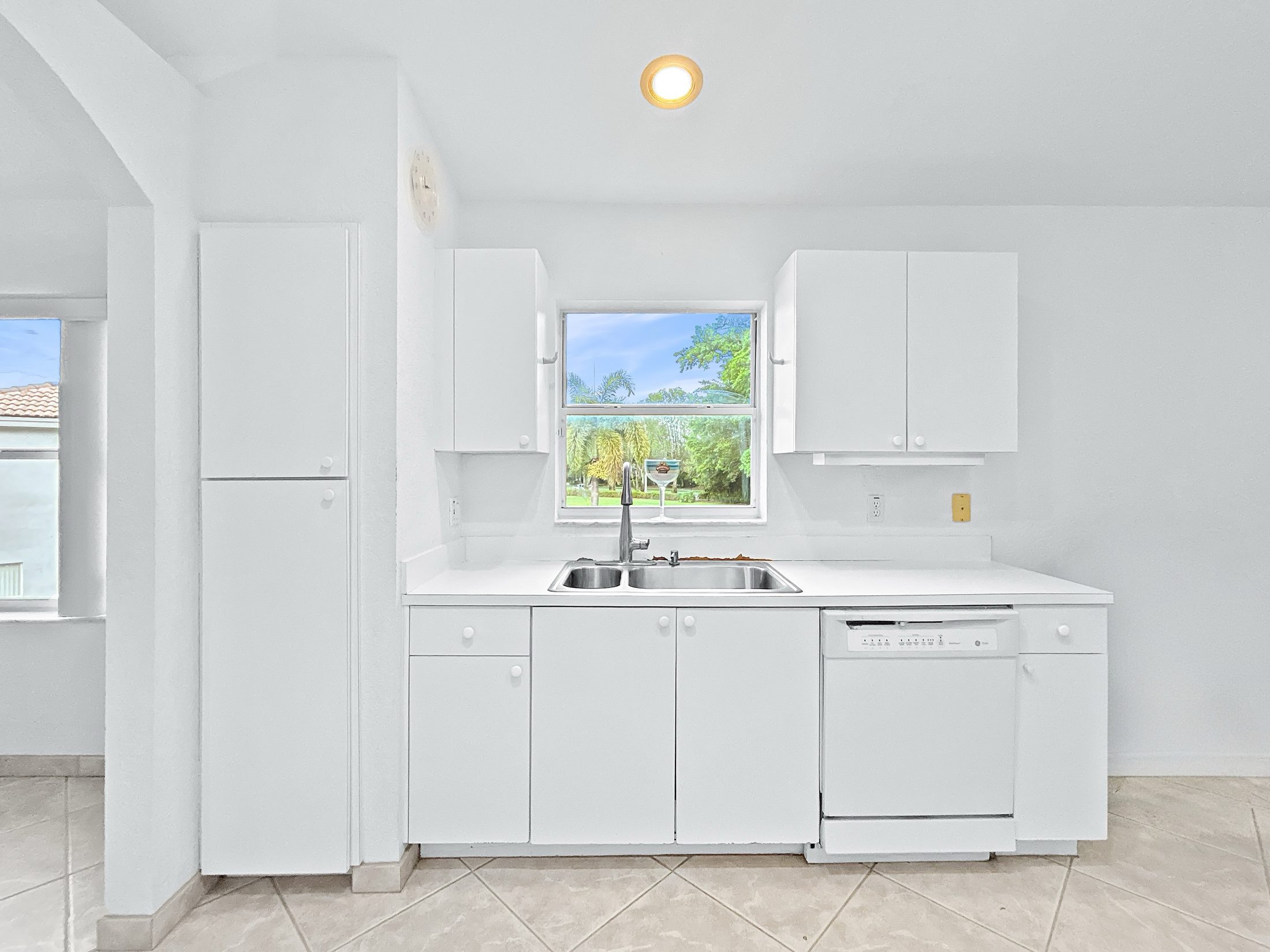 7880 Laina Lane #3 Boynton Beach — kitchen
